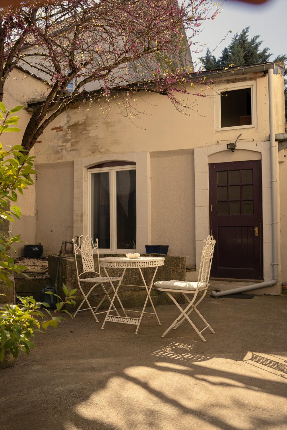 L'Escapade Place Voltaire Hotel Vermenton Exterior photo